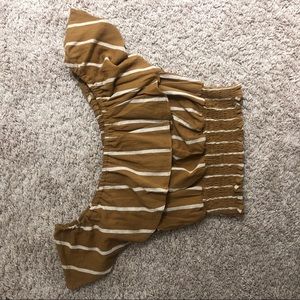 Vestique Off the Shoulder Top